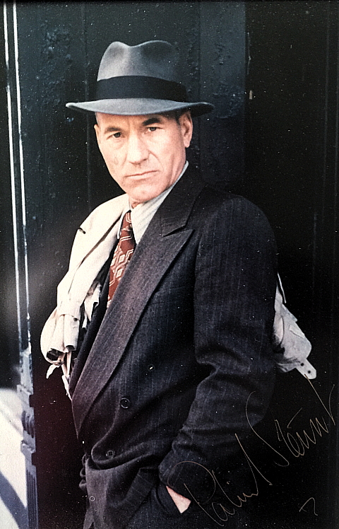 Framed photo "Sir Patrick Stewart" - Autographed